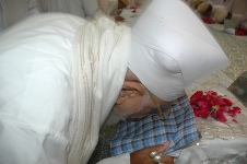 Huzoor-e-'Aali Saiyedna saheb (tus)